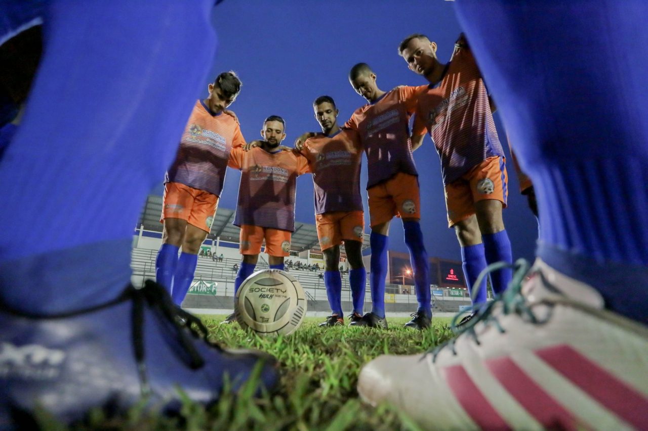 2. Evento esportivo reúne servidores de diversas secretarias em atividades que incentivam integração, saúde e espírito de equipe